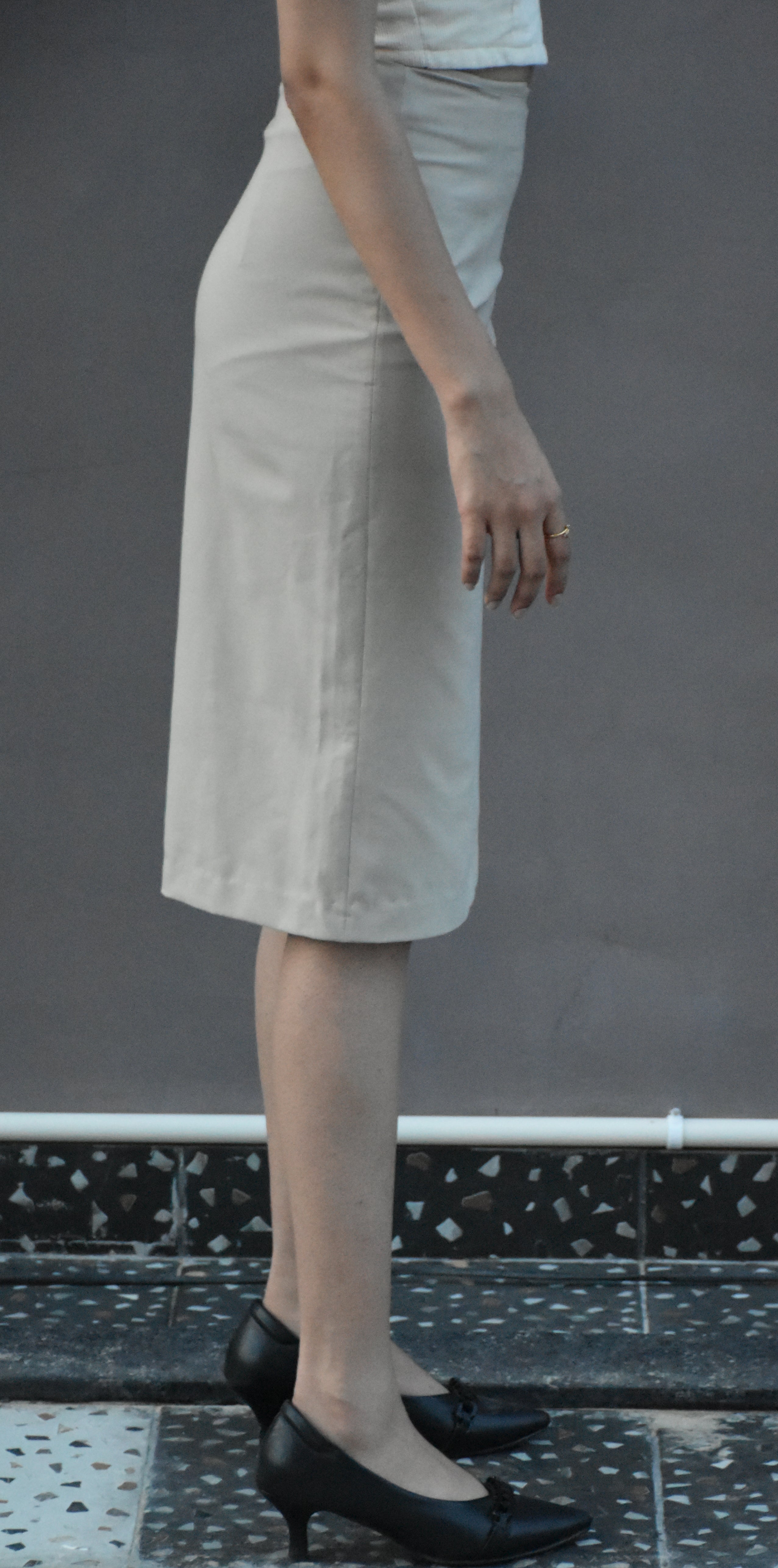 Women’s Beige Midi Skirt – Minimal, Versatile, Work-Ready