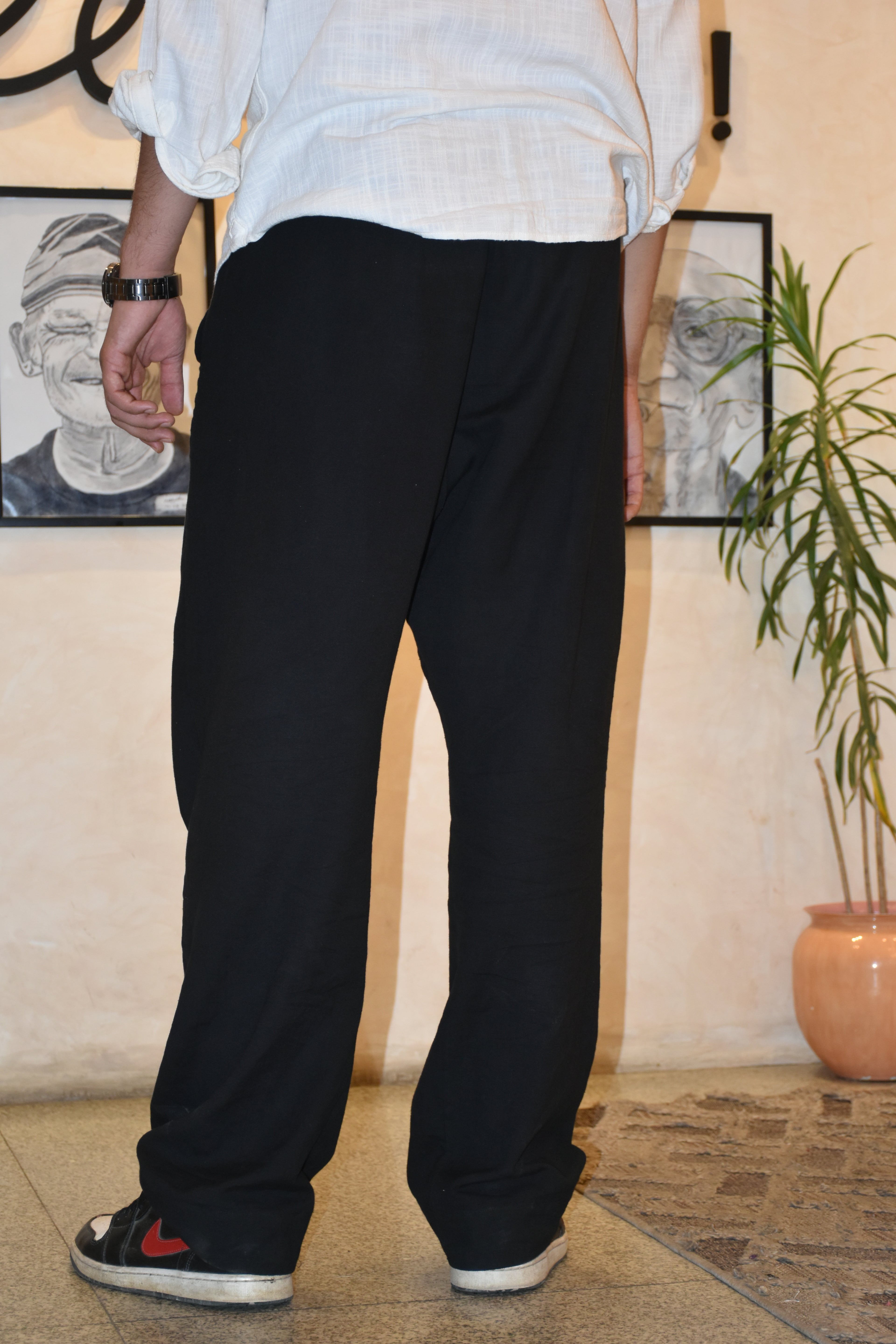 Men’s Black Linen Pants – Stylish, Relaxed Fit for Summer 2025