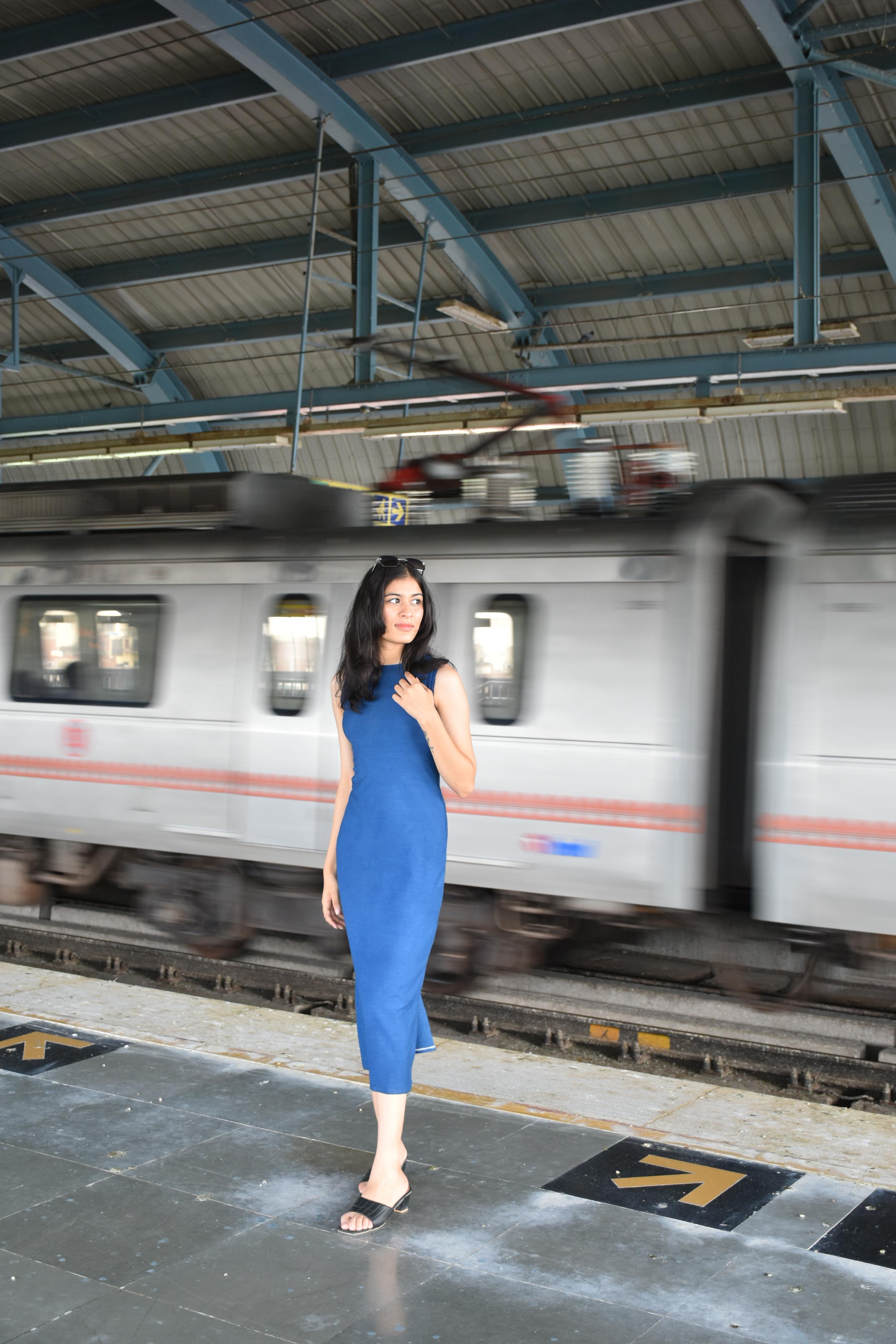 Nisarg Blue Bodycon Dress – Timeless Fit, Modern Vibe