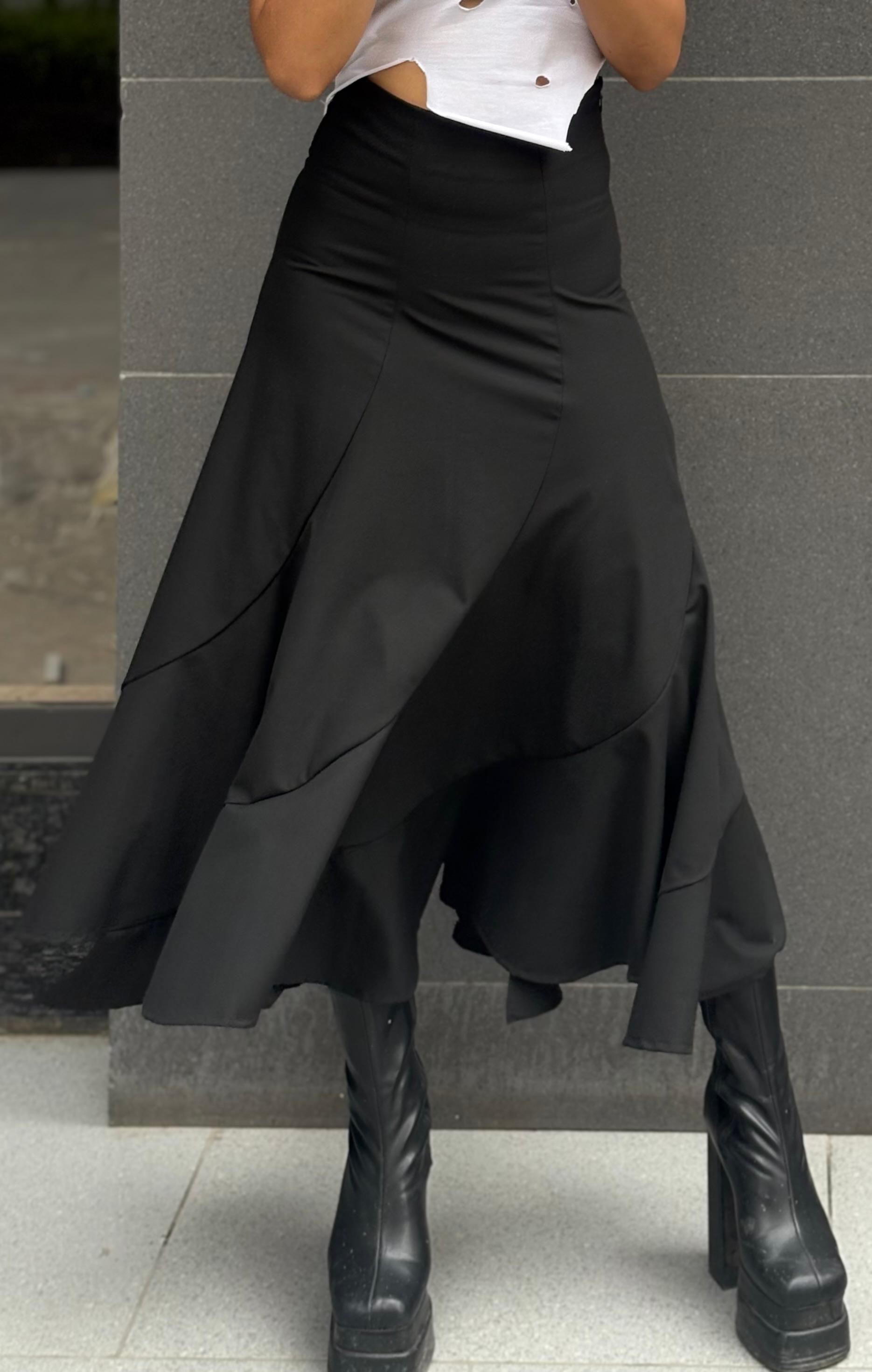 “Black Spiral Designer Skirt for Women – 4-Way Stretch | Nisarg Exclusive”